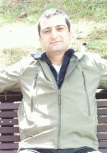 Вова из Керчи, ищу на сайте знакомства без обязательств