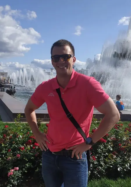 Tony из Моздока, ищу на сайте приятное времяпровождение