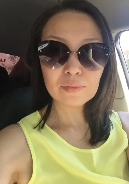 Я Жанна, 39, знакомлюсь для приятного времяпровождения в Астане