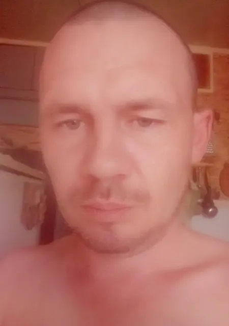 Я Дмитрий, 30, знакомлюсь для постоянных отношений в Гомеле