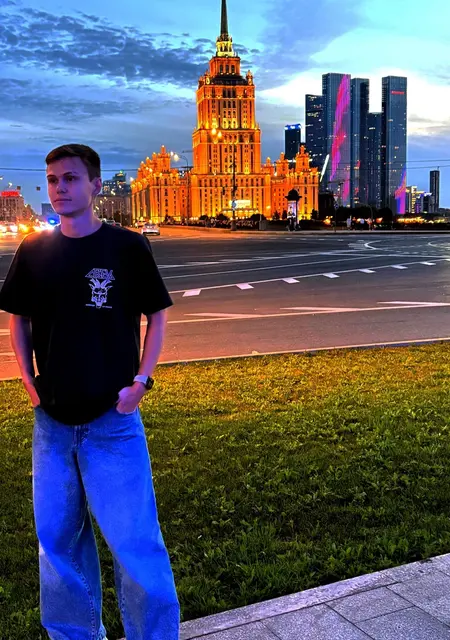 Я Никита, 20, из Москвы, ищу знакомство для постоянных отношений