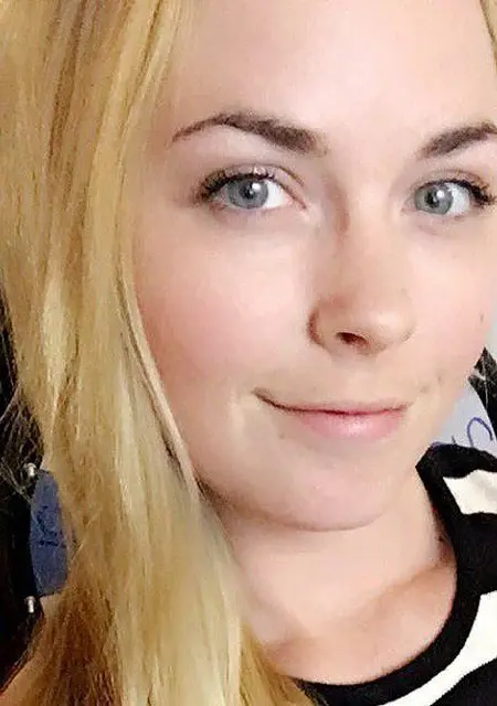 Я Алла, 23, из Астрахани, ищу знакомство для приятного времяпровождения