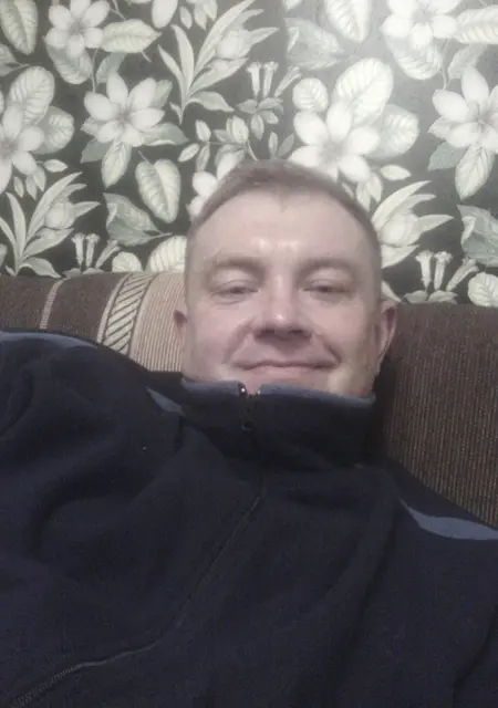 Я Женя, 51, знакомлюсь без обязательств в Череповце