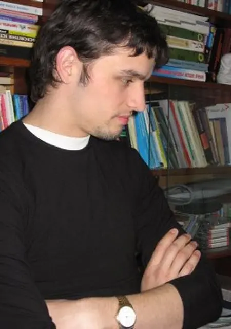 Я Андрей, 45, из Балтийска, ищу знакомства на одну ночь