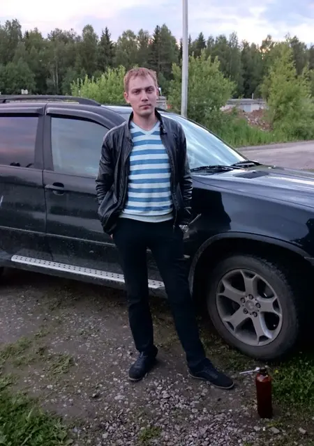 Я Илья, 38, знакомлюсь без обязательств в Мирном