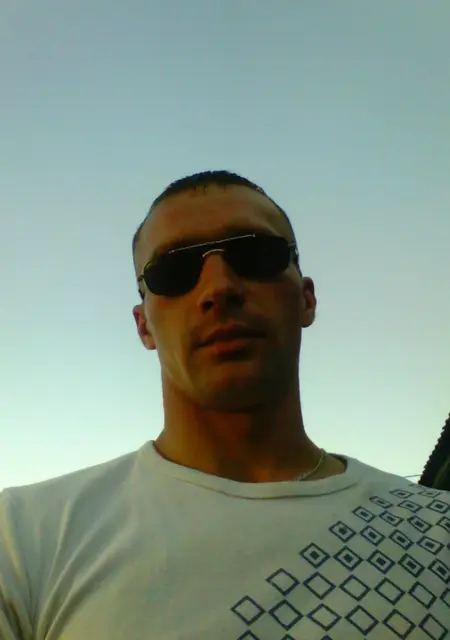 Максим из Клина, мне 37, познакомлюсь на одну ночь