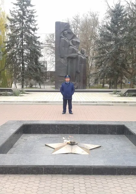 Кирил из Ахтубинска, мне 46, познакомлюсь без обязательств