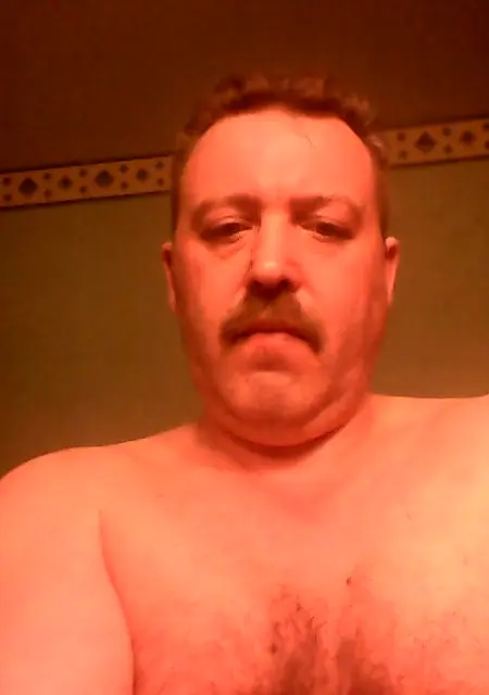 Владимир из Тучкова, ищу на сайте знакомства без обязательств