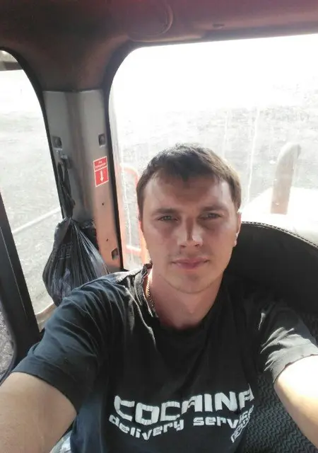 Александр из Абакана, ищу на сайте знакомства на одну ночь