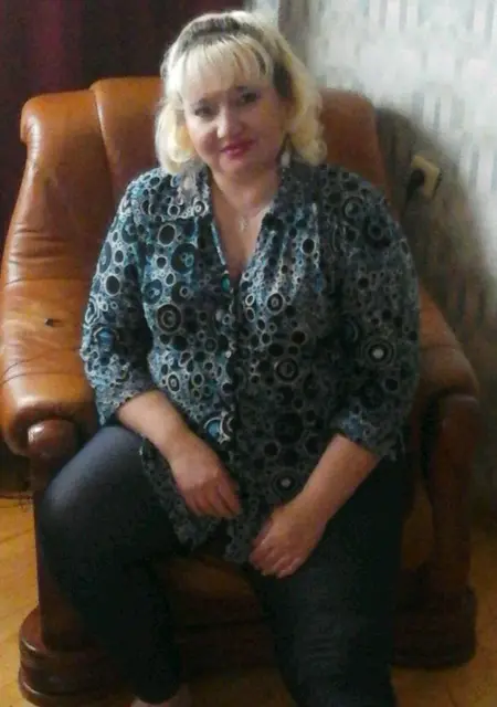 Лина из Москвы, мне 56, познакомлюсь на одну ночь