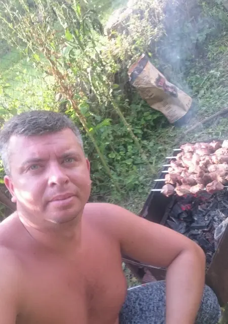 Юрий из Воркуты, мне 42, познакомлюсь для постоянных отношений