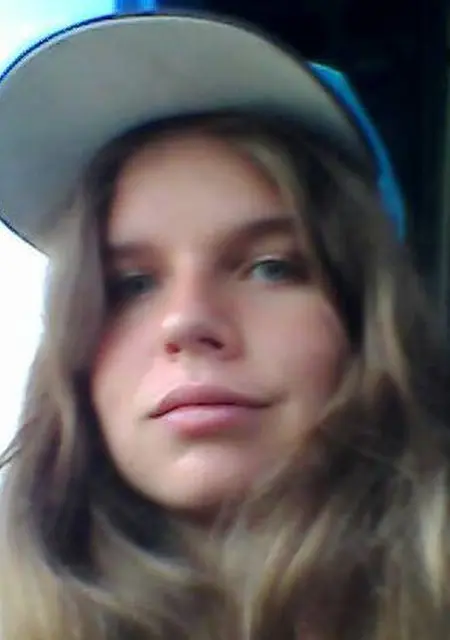 Я Сабина, 19, из Сарова, ищу знакомство для постоянных отношений