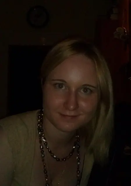 Дина из Советского, мне 23, познакомлюсь для дружбы