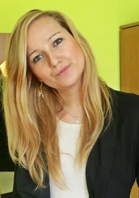 Илона из Михайлова, мне 20, познакомлюсь для дружбы