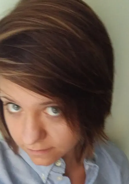 Я Алёна, 25, из Карабанова, ищу знакомство для дружбы