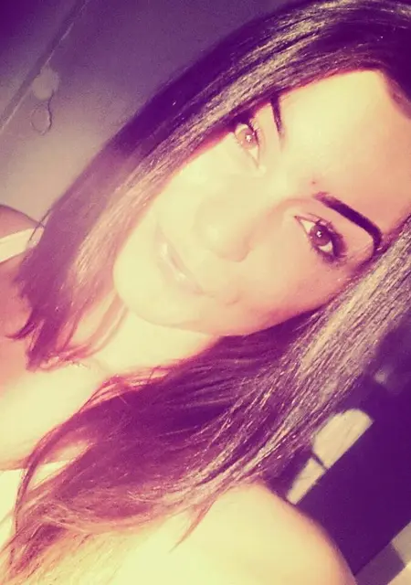 Я Илона, 24, из Зеленокумска, ищу знакомство для постоянных отношений