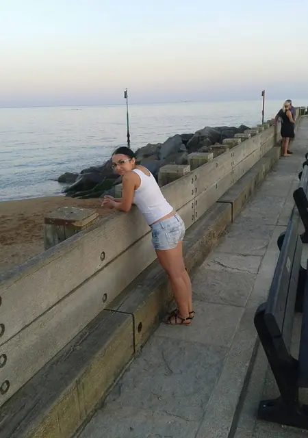 Я Лариса, 24, знакомлюсь для постоянных отношений в Алдане