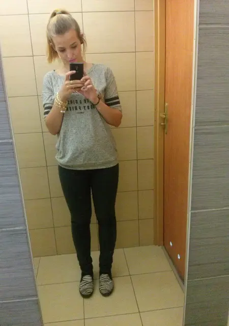 Я Аврора, 21, знакомлюсь для общения в Игриме