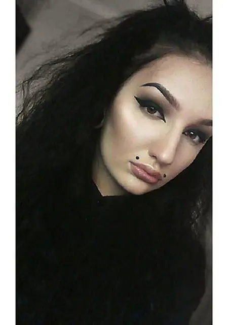 Я Варвара, 18, знакомлюсь для общения в Черноморском