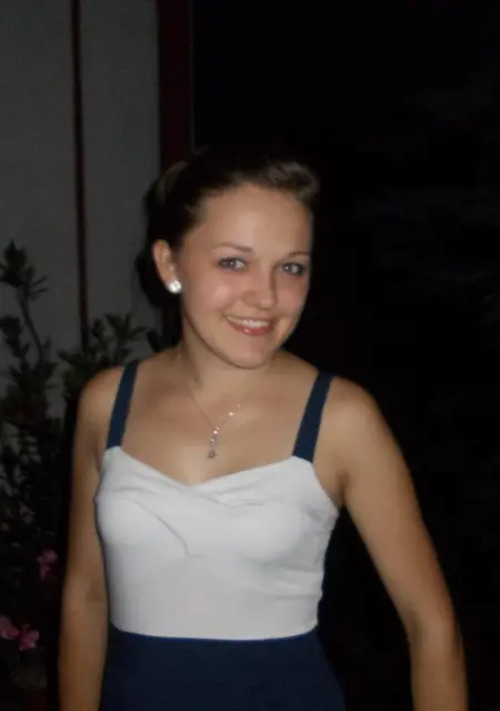 Эльвира из Йошкар-Олы, ищу на сайте постоянные отношения