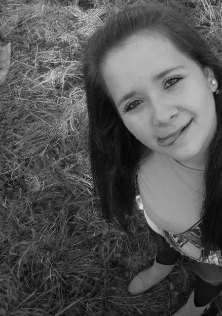 Я Инесса, 18, из Кызыла, ищу знакомство для постоянных отношений