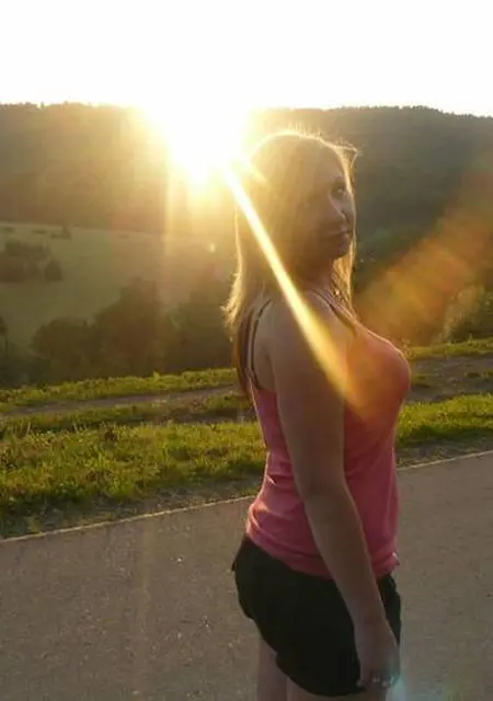 Я Яна, 22, знакомлюсь без обязательств в Калаче-на-Дону