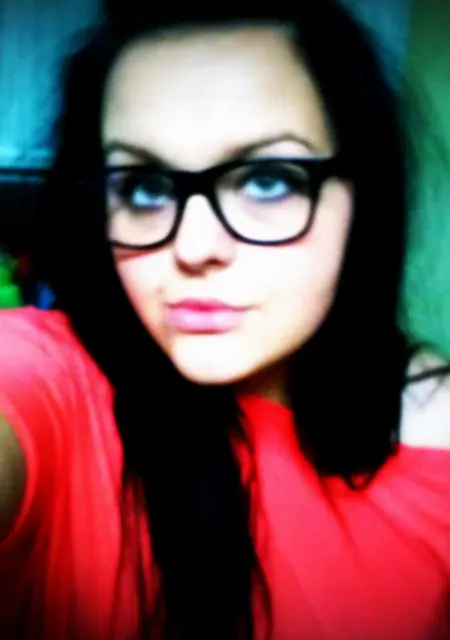 Марина из Кавалерова, мне 24, познакомлюсь на одну ночь