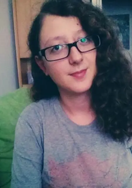 Я Тамара, 18, из Магаса, ищу знакомство для постоянных отношений