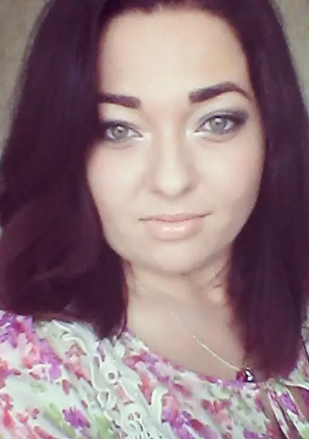 Я Стелла, 24, из Солнечногорска, ищу знакомства без обязательств