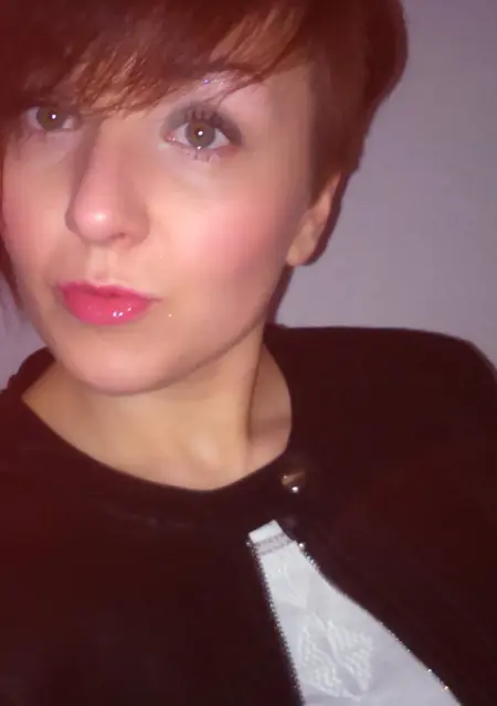 Я Евгения, 27, из Бокситогорска, ищу знакомства без обязательств