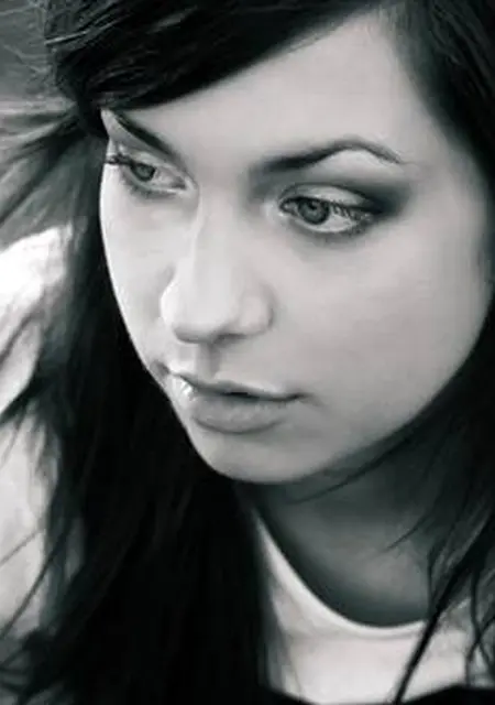 Я Алина, 20, из Коммунара, ищу знакомство для дружбы