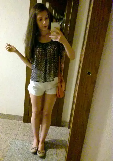 Алёна из Пушкина, мне 18, познакомлюсь на одну ночь