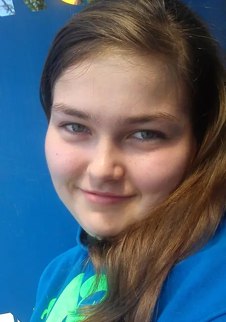 Я Анфиса, 19, из Адыгейска, ищу знакомства на одну ночь