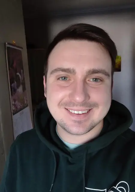 Я Максим, 30, знакомлюсь без обязательств в Артеме