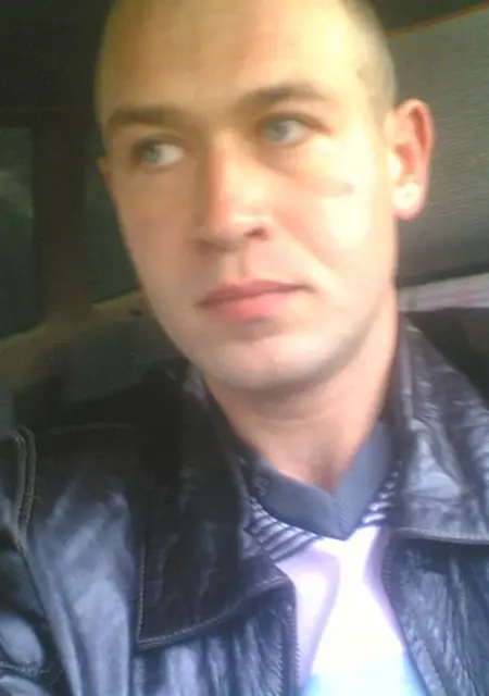 Я Дима, 51 років з Чернівців, шукаю знайомства без зобов'язань