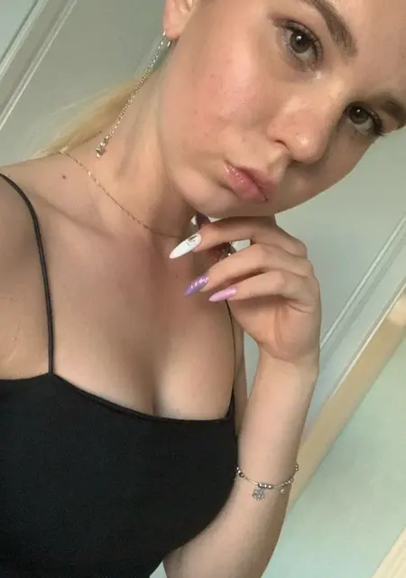 Я Крис, 19, из Набережных Челнов, ищу знакомство для дружбы