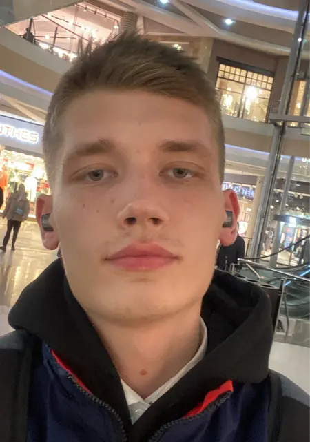 Влад из Нижнего Новгорода, мне 20, познакомлюсь для вирта