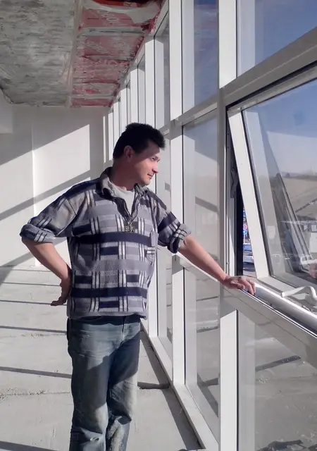 Саня из Лабинска, мне 55, познакомлюсь на одну ночь