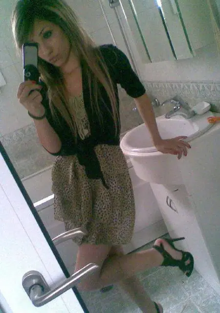 Алинка из Режа, ищу на сайте общение