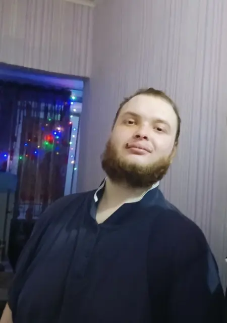 Я Vlad, 23, знакомлюсь на одну ночь в Березниках