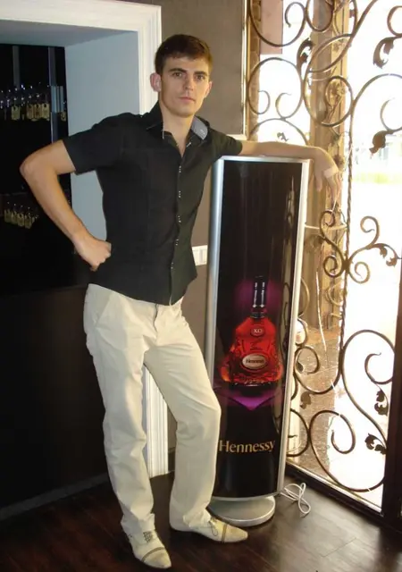 Я Андрюша, 40, из Находки, ищу знакомства без обязательств