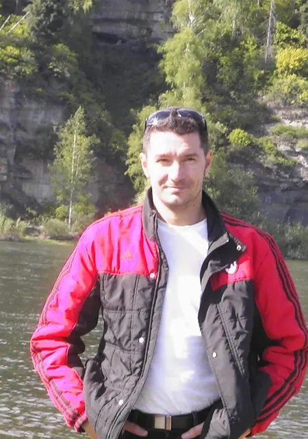 Михаил из Новокузнецка, мне 52, познакомлюсь на одну ночь