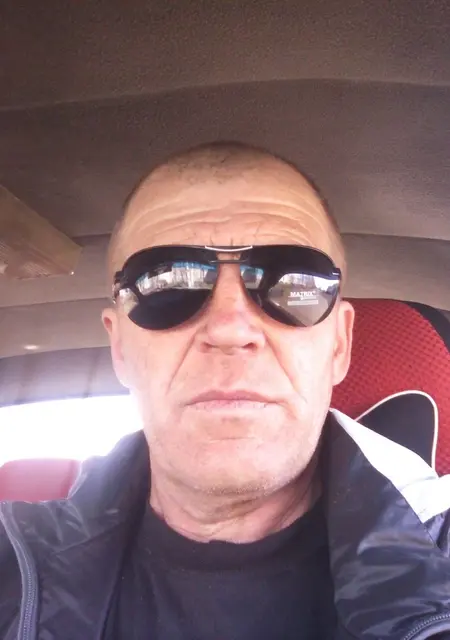 Александр из Усолья-Сибирского, ищу на сайте знакомства на одну ночь