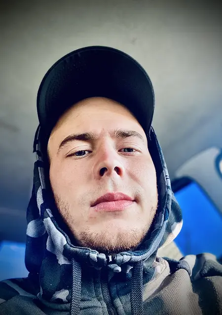 Максим из Красноярска, мне 33, познакомлюсь без обязательств