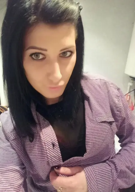 Ирина из Калуги, мне 29, познакомлюсь для общения