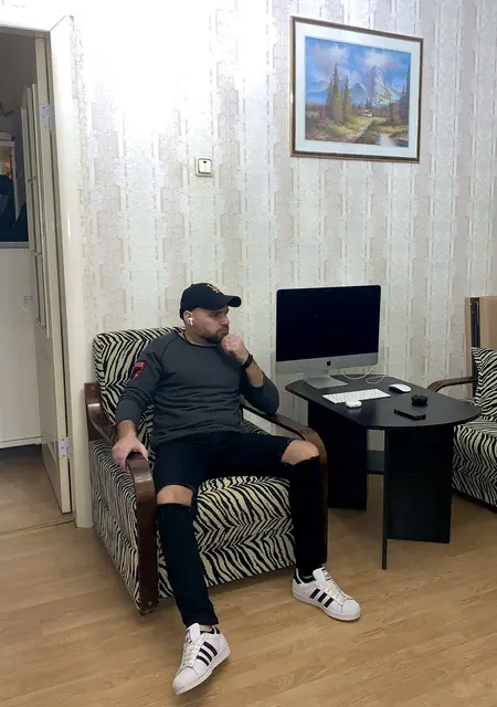 Я Игорь, 37, из Нальчика, ищу знакомства без обязательств
