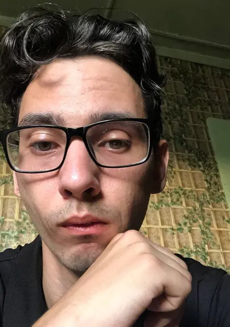 Женя из Астрахани, мне 28, познакомлюсь для вирта