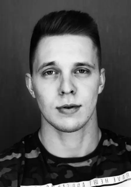 Я Данил, 30, знакомлюсь без обязательств в Калининграде