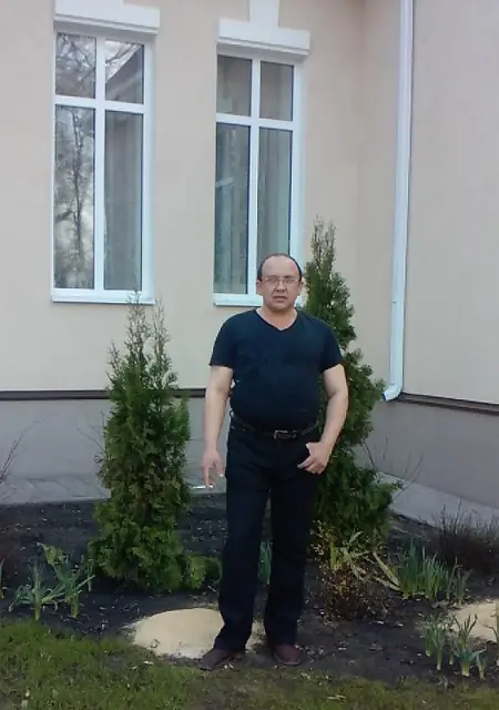 Юрий из Воронежа, ищу на сайте постоянные отношения