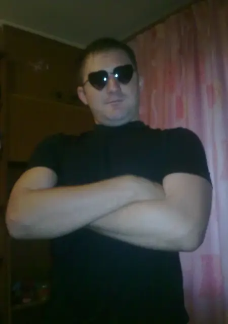 Я Виктор, 43, знакомлюсь для общения в Самаре